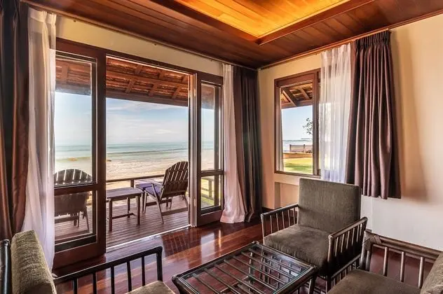 Honeymoon Villa, Denize Sıfır