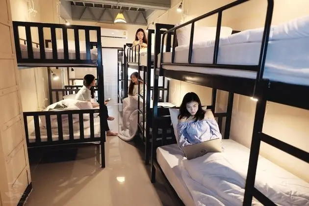 10-Bed Mixed Dormitory