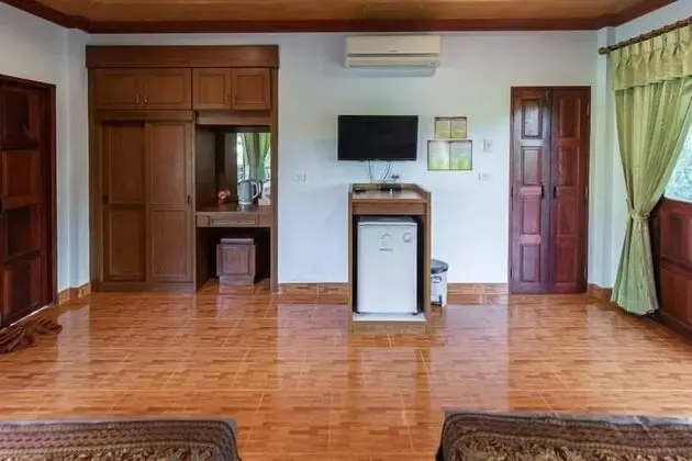 Riverside Bungalow