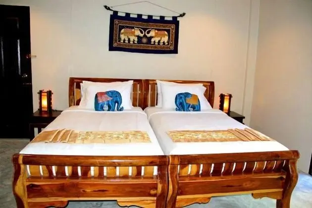 Deluxe Family Room