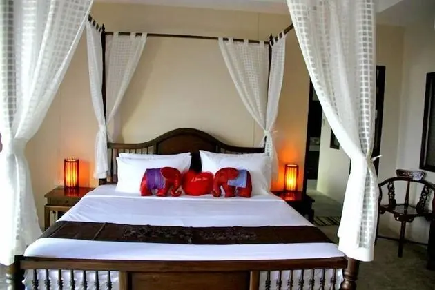 Deluxe Family Room