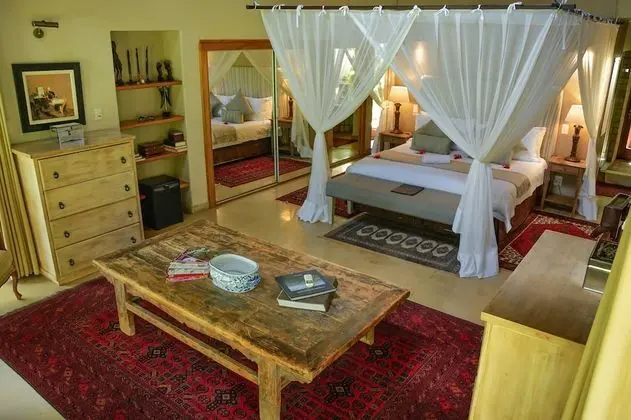 Leadwood Suite