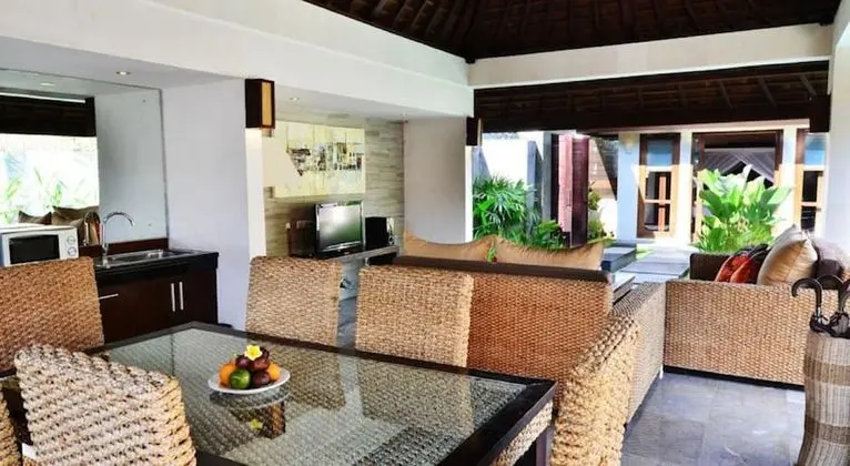Villa, 1 Yatak Odası, Kişiye Özel Havuzlu (Floating Breakfast)
