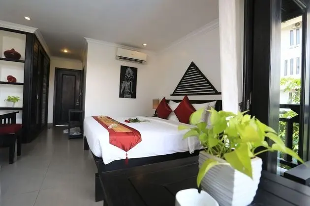 Tek Büyük veya İki Ayrı Yataklı Oda, Havuz Manzaralı (Apsara Poolview)