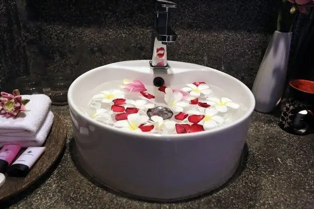 Tek Büyük veya İki Ayrı Yataklı Oda, Havuz Manzaralı (Apsara Poolview)