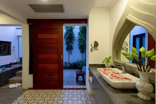 Romantic Süit, 1 Yatak Odası, Havuz Manzaralı