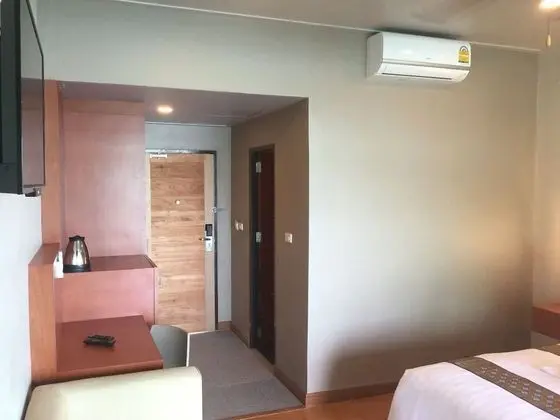 Deluxe Double Room, River Side