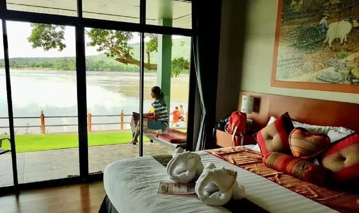 Deluxe Double Room, River Side