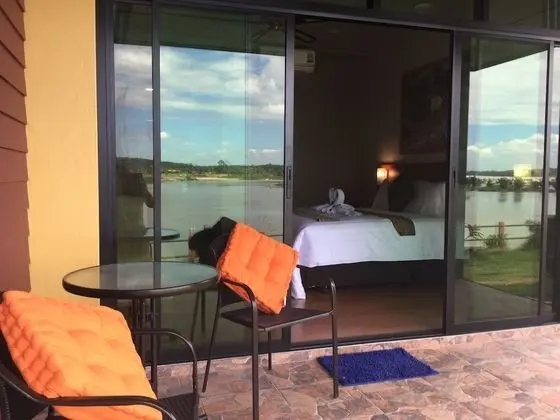Deluxe Double Room, River Side
