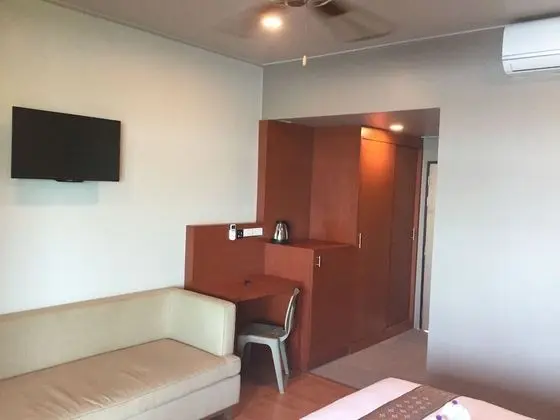 Deluxe Triple Room, River Side