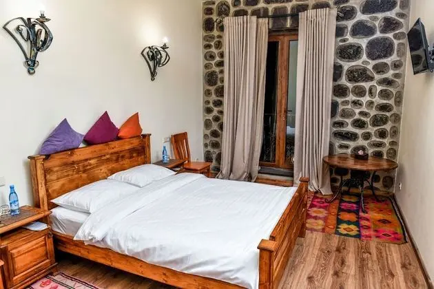 Deluxe Tek Büyük Yataklı Oda, Bahçe Manzaralı (#2)