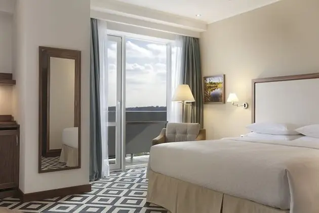 Deluxe Tek Büyük Yataklı Oda, Balkon