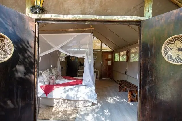 Standard Tent (Double or Twin)