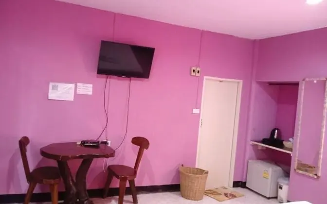 Basic Üç Kişilik Oda, 1 En Büyük (King) Boy Yatak, Sigara İçilmez