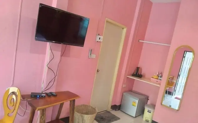 Basic Üç Kişilik Oda, 1 En Büyük (King) Boy Yatak, Sigara İçilmez