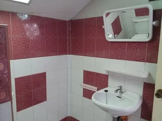 Basic Üç Kişilik Oda, 1 En Büyük (King) Boy Yatak, Sigara İçilmez