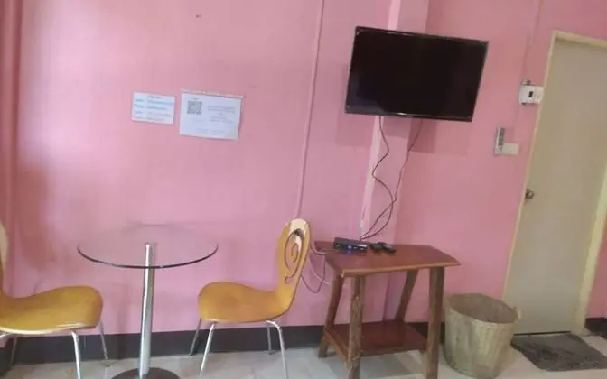 Basic Üç Kişilik Oda, 1 En Büyük (King) Boy Yatak, Sigara İçilmez