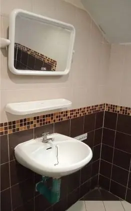 Basic Üç Kişilik Oda