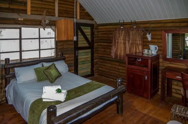 House Hornbill Main Room