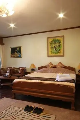 Deluxe Tek Büyük Yataklı Oda