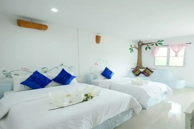 Family Room for 3