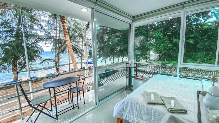 Standard Room with Sea View