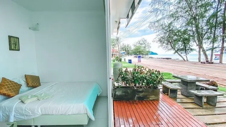 Standard Room with Sea View
