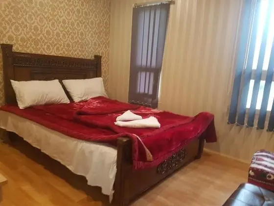 Standard Tek Büyük Yataklı Oda