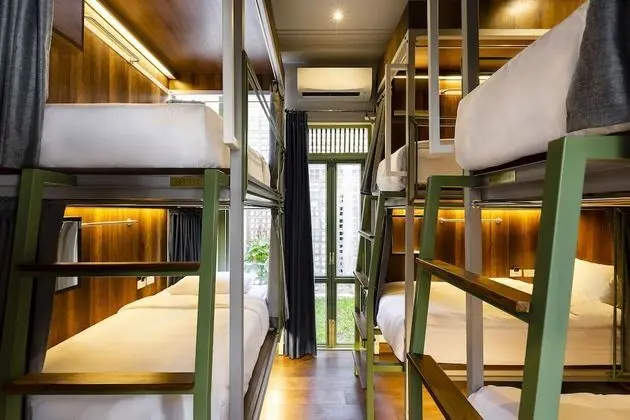 6-Bed Mixed Dormitory