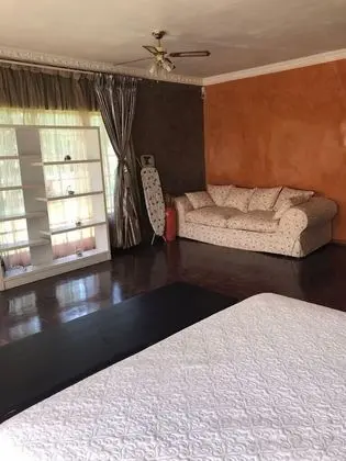 Deluxe Süit, Havuz Manzaralı