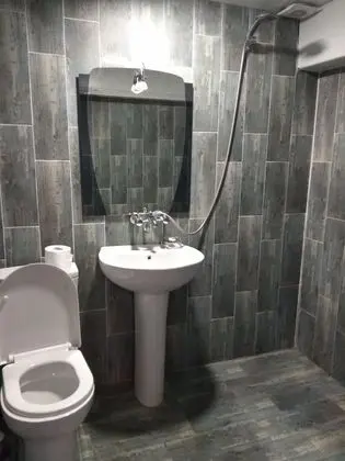 Economy Tek Büyük Yataklı Oda