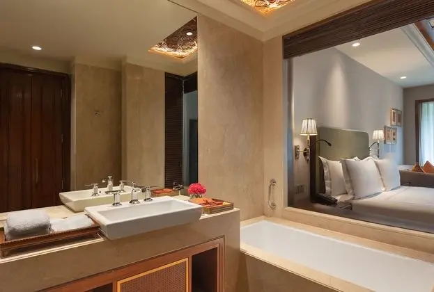 Premier Tek Büyük Yataklı Oda