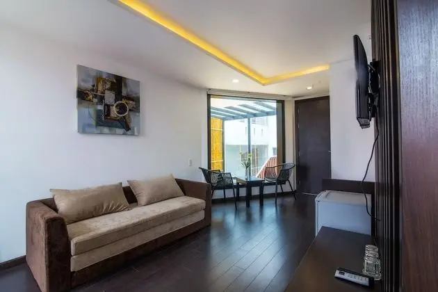Üç Kişilik Oda, Balkon