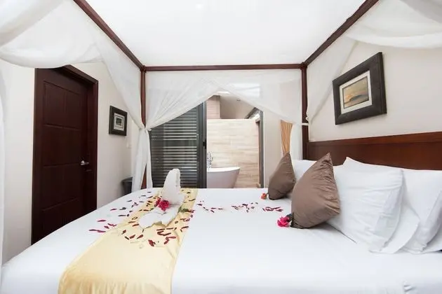 Oda, 1 Yatak Odası, Mutfak, Havuz Kenarı (Villa)