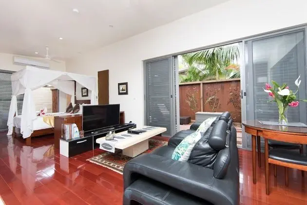 Oda, 1 Yatak Odası, Mutfak, Havuz Kenarı (Villa)