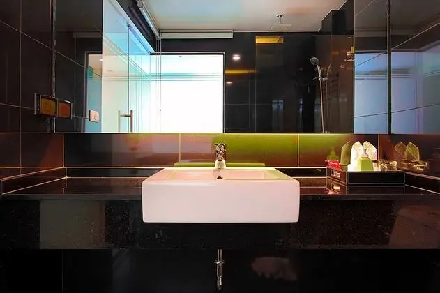 Deluxe Oda, 1 En Büyük (King) Boy Yatak, Şehir Manzaralı