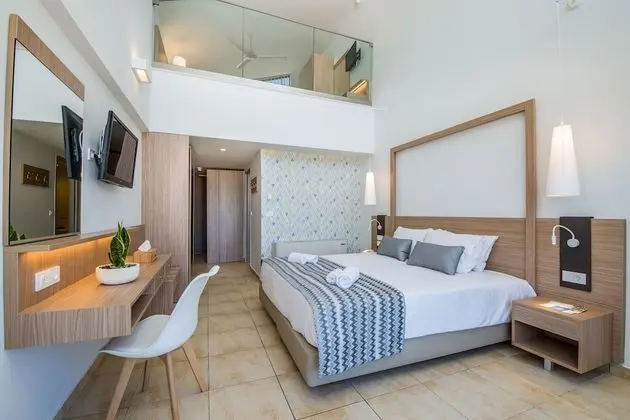 Oda, Kısmi Deniz Manzaralı (Maisonette)