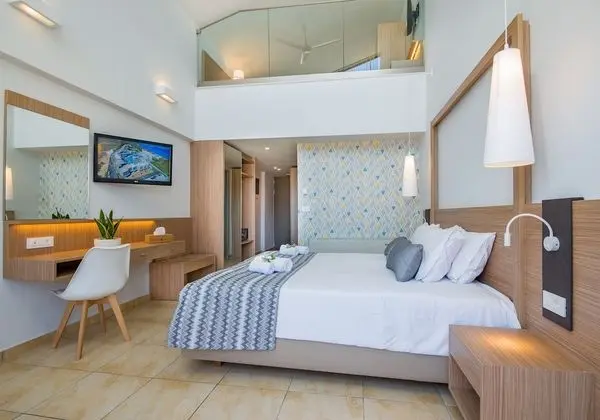 Oda, Kısmi Deniz Manzaralı (Maisonette)