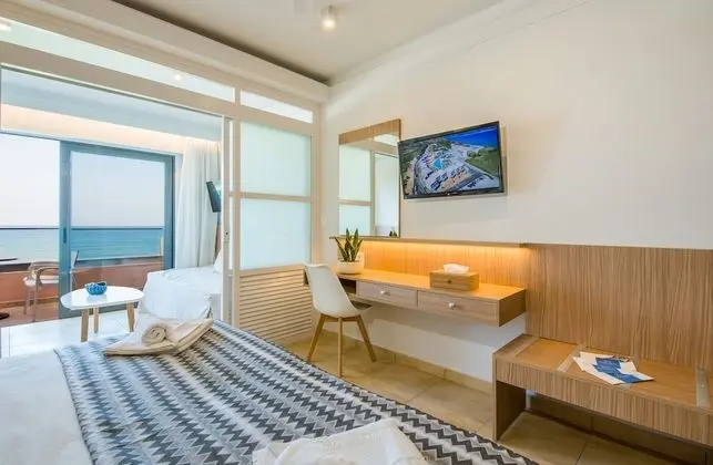 Superior Family Room Sea View