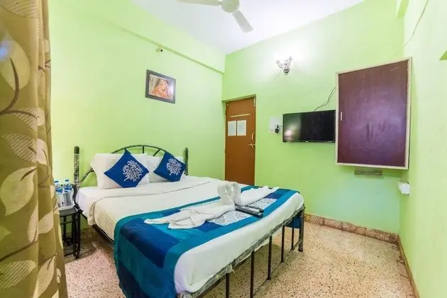 Basic Oda, 1 Büyük (Queen) Boy Yatak, Şehir Manzaralı, Plaj Kenarı
