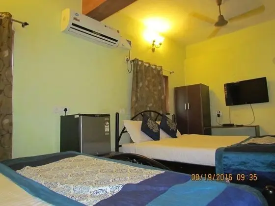 Family Dört Kişilik Oda, Birden Çok Yatak, Deniz Manzaralı (AC Room With 2 King Size Beds)
