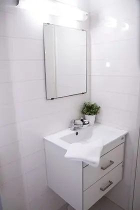 Economy Tek Büyük veya İki Ayrı Yataklı Oda (2nd Floor)