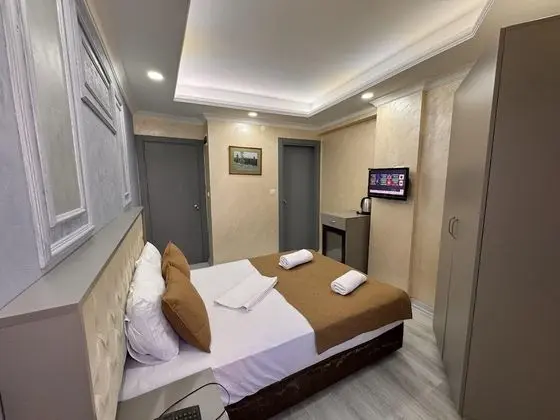 Standard Tek Büyük veya İki Ayrı Yataklı Oda