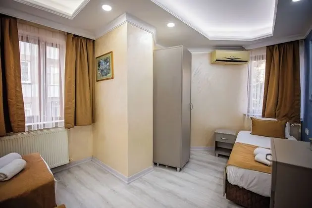 Standard Üç Kişilik Oda