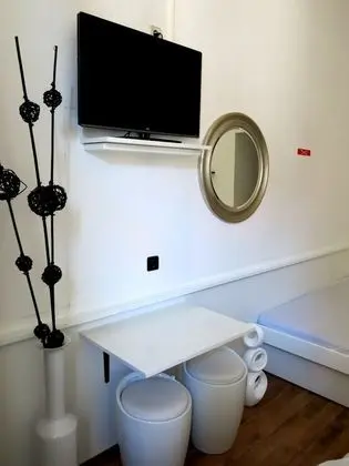 Tek Büyük veya İki Ayrı Yataklı Oda