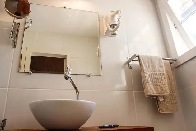 Traditional İki Ayrı Yataklı Oda