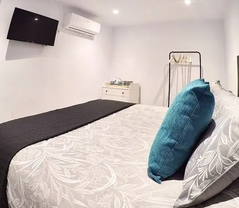 Tek Büyük Yataklı Oda, Banyolu/Duşlu