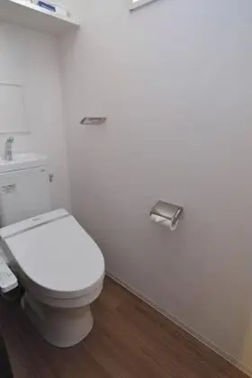 Yükseltilmiş tuvalet oturağı