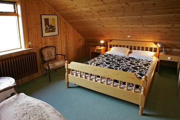 Tek Büyük Yataklı Oda, Ortak Banyo