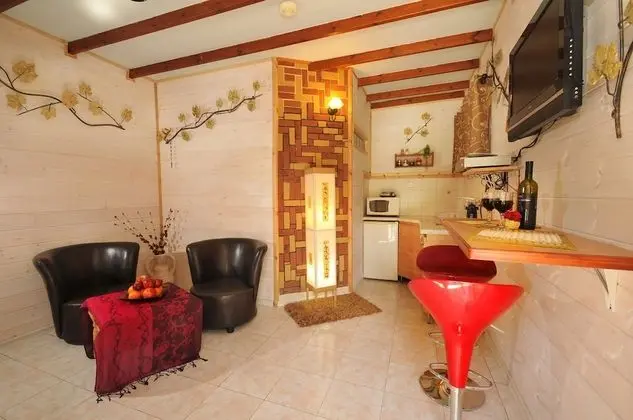 Standard Kulübe, 1 Yatak Odası, Jakuzi, Bahçe Manzaralı